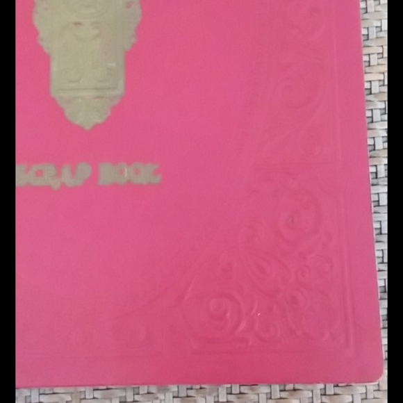 Vintage Harlich Red Scrap Book - Picture 3 of 7